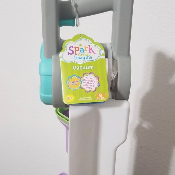 Spark Create Imagine Play Stick Vacuum dyson - Picture 3 of 7